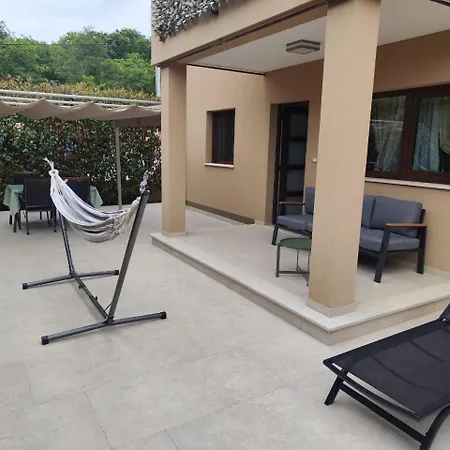 Gioia With Terrace Appartement *